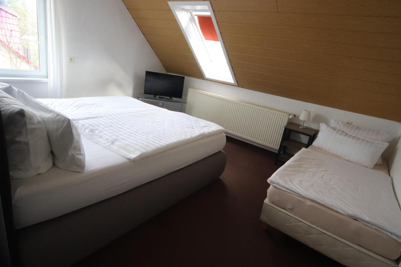 Marienfelde Ruhige Wohnung Mit Terrasse Nur 5 Minuten Zur Mueritz מראה חיצוני תמונה