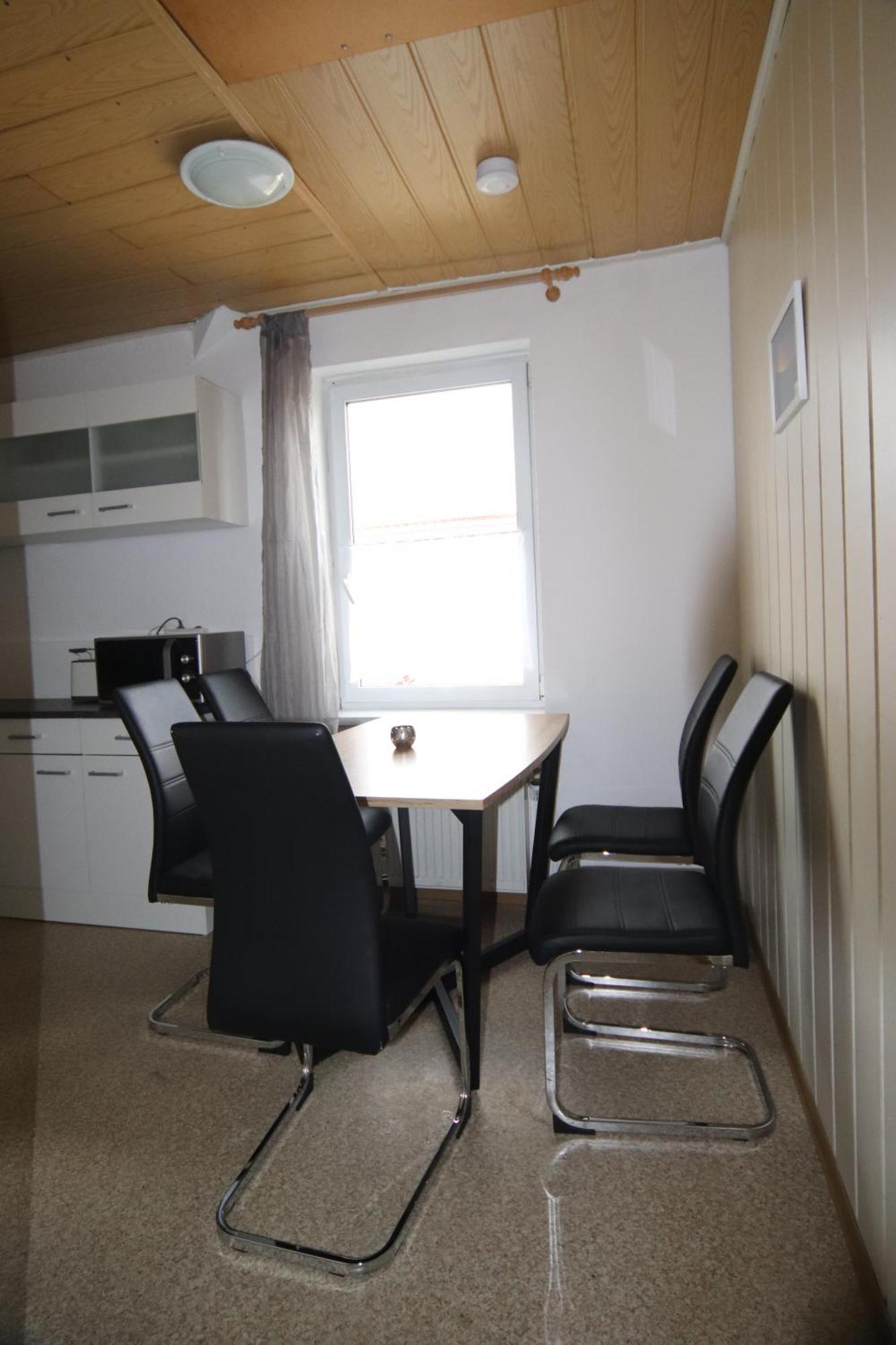 Marienfelde Ruhige Wohnung Mit Terrasse Nur 5 Minuten Zur Mueritz מראה חיצוני תמונה